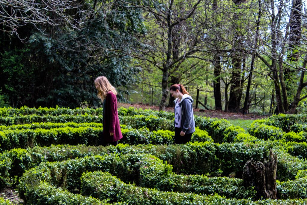 2girlswalkinglabyrinth